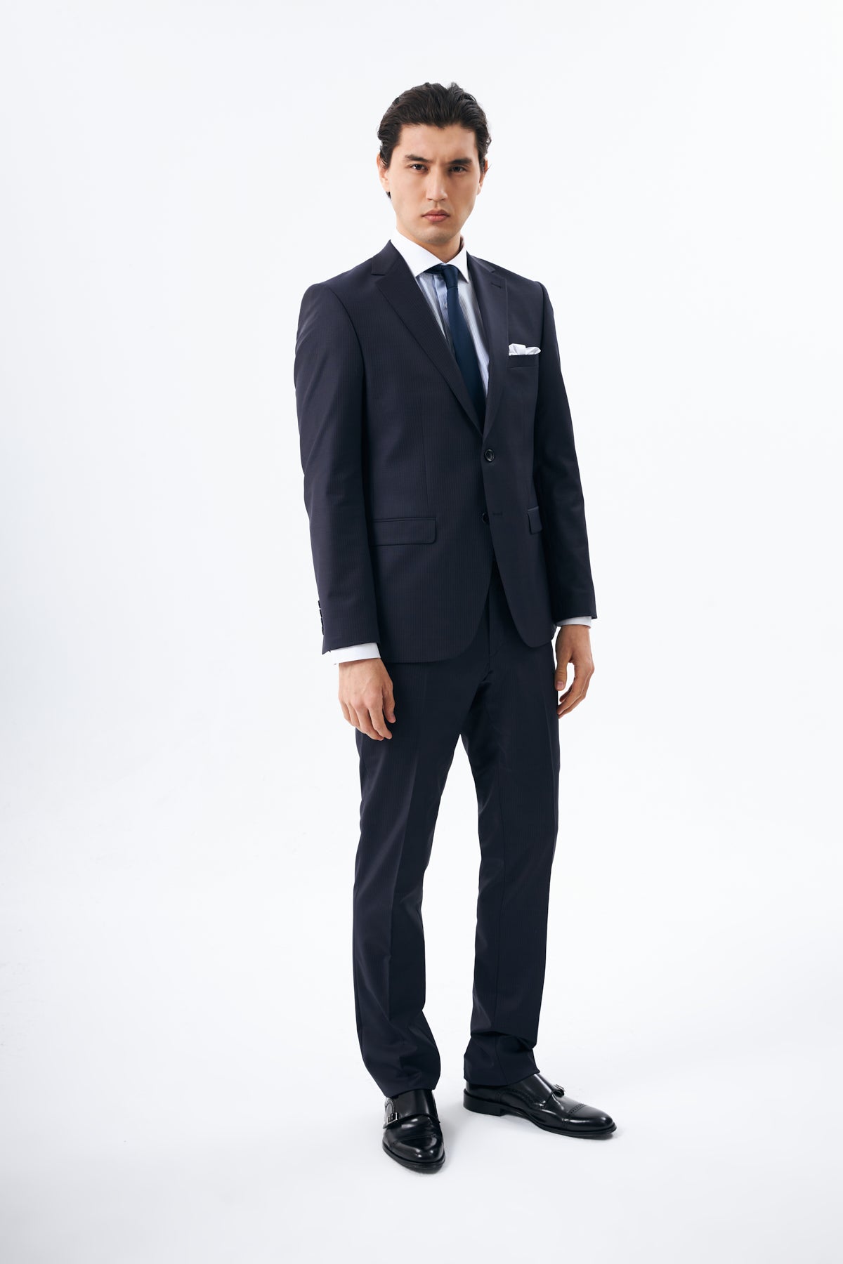 Dark Blue Wool Suit with Notch Lapel