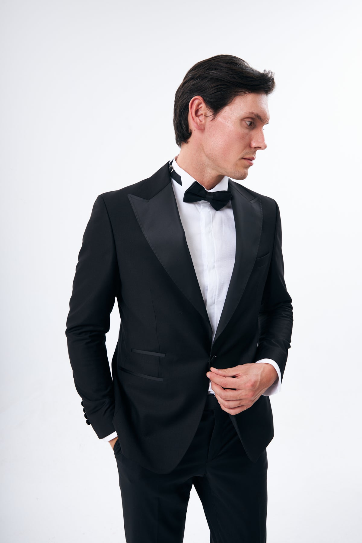 Black Peak Lapel Tuxedo