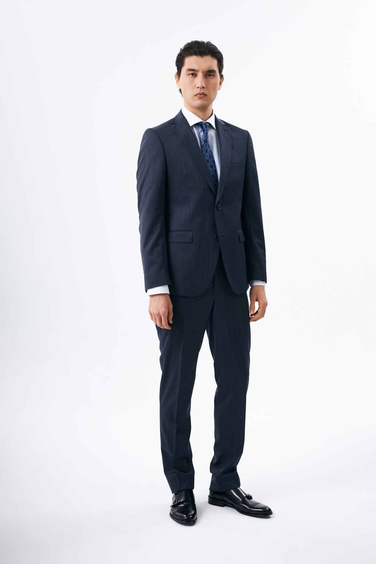 Dark Blue Wool Suit with Notch Lapel